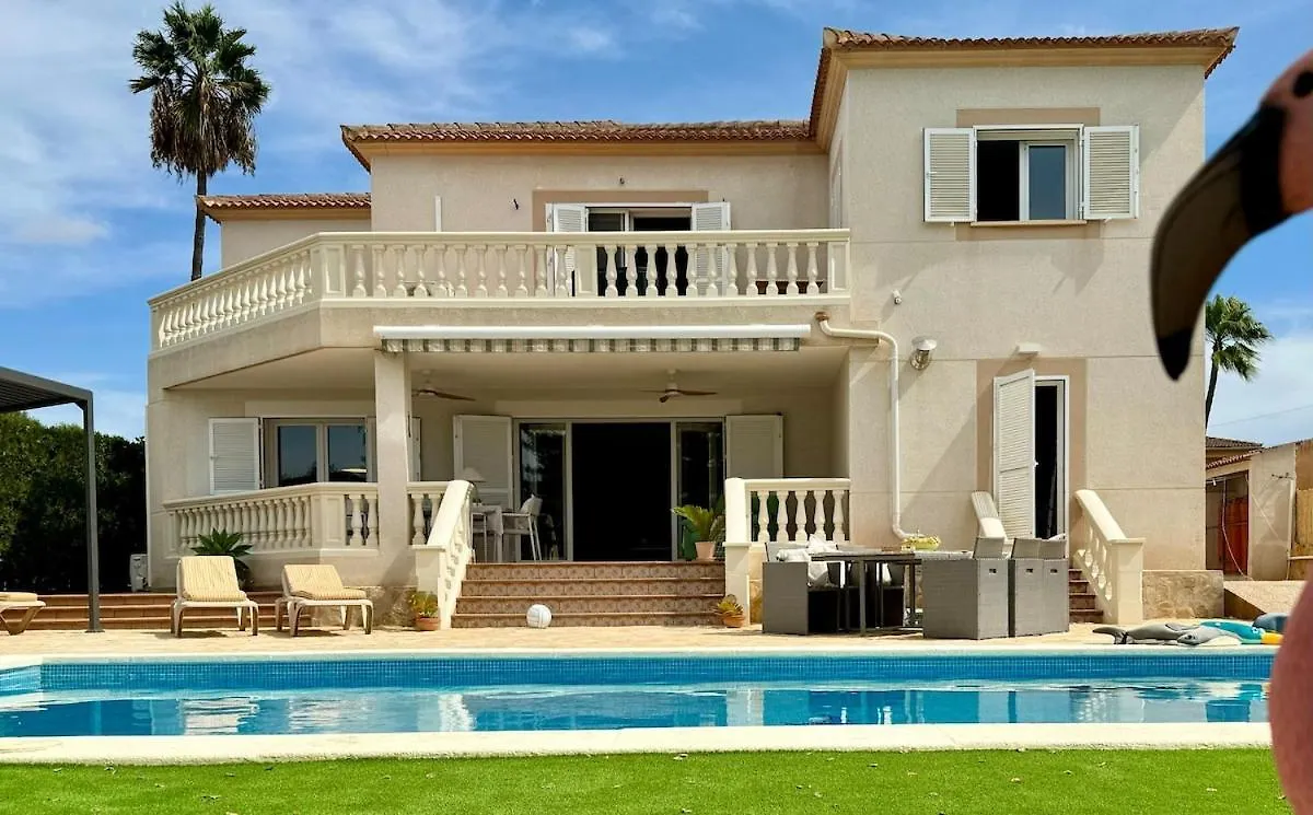 Schoenes Ferienhaus Caesar Mit Grossem Pool Und Garten Urbanicacion ses palmeres Ισπανία