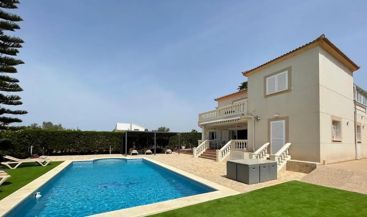 Schoenes Ferienhaus Caesar Mit Grossem Pool Und Garten Urbanicacion ses palmeres 0*,  Ισπανία