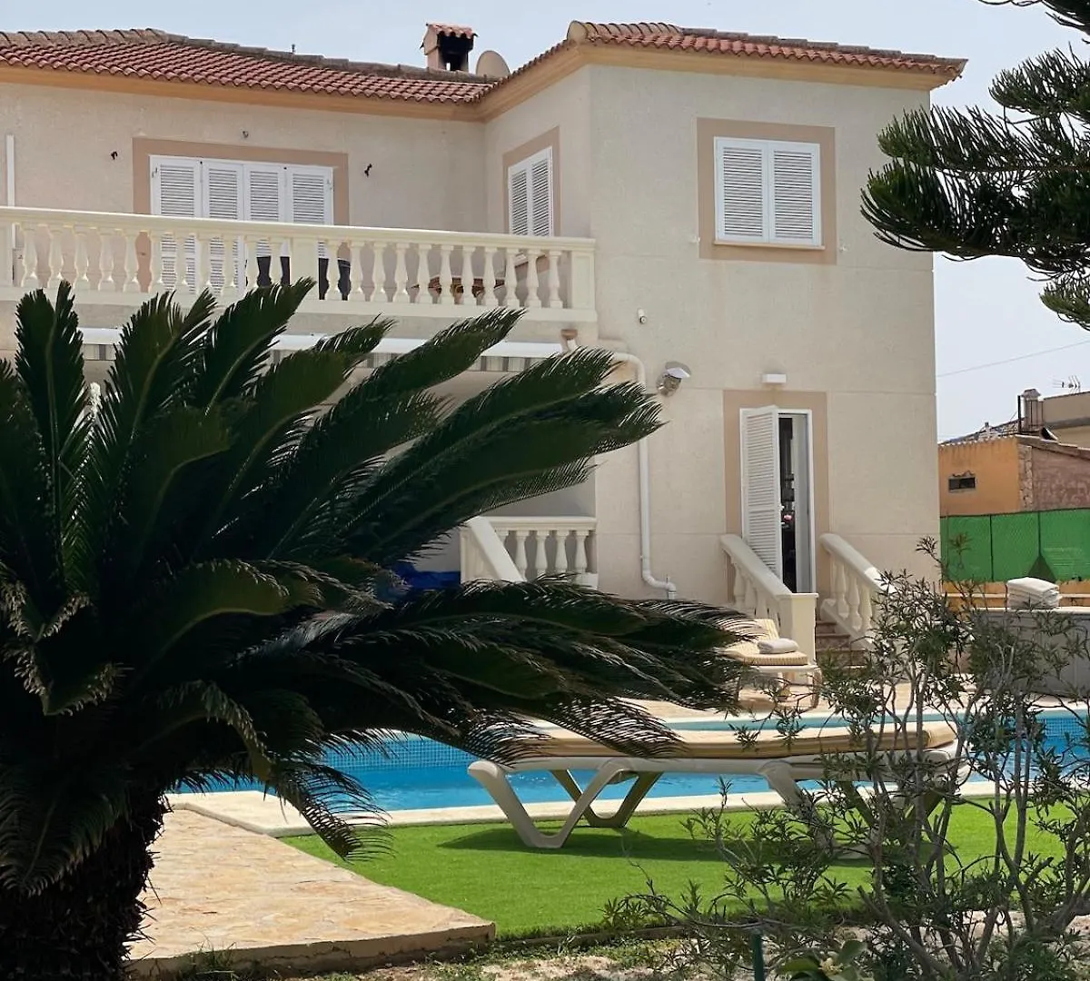 Schoenes Ferienhaus Caesar Mit Grossem Pool Und Garten Urbanicacion ses palmeres 0*,